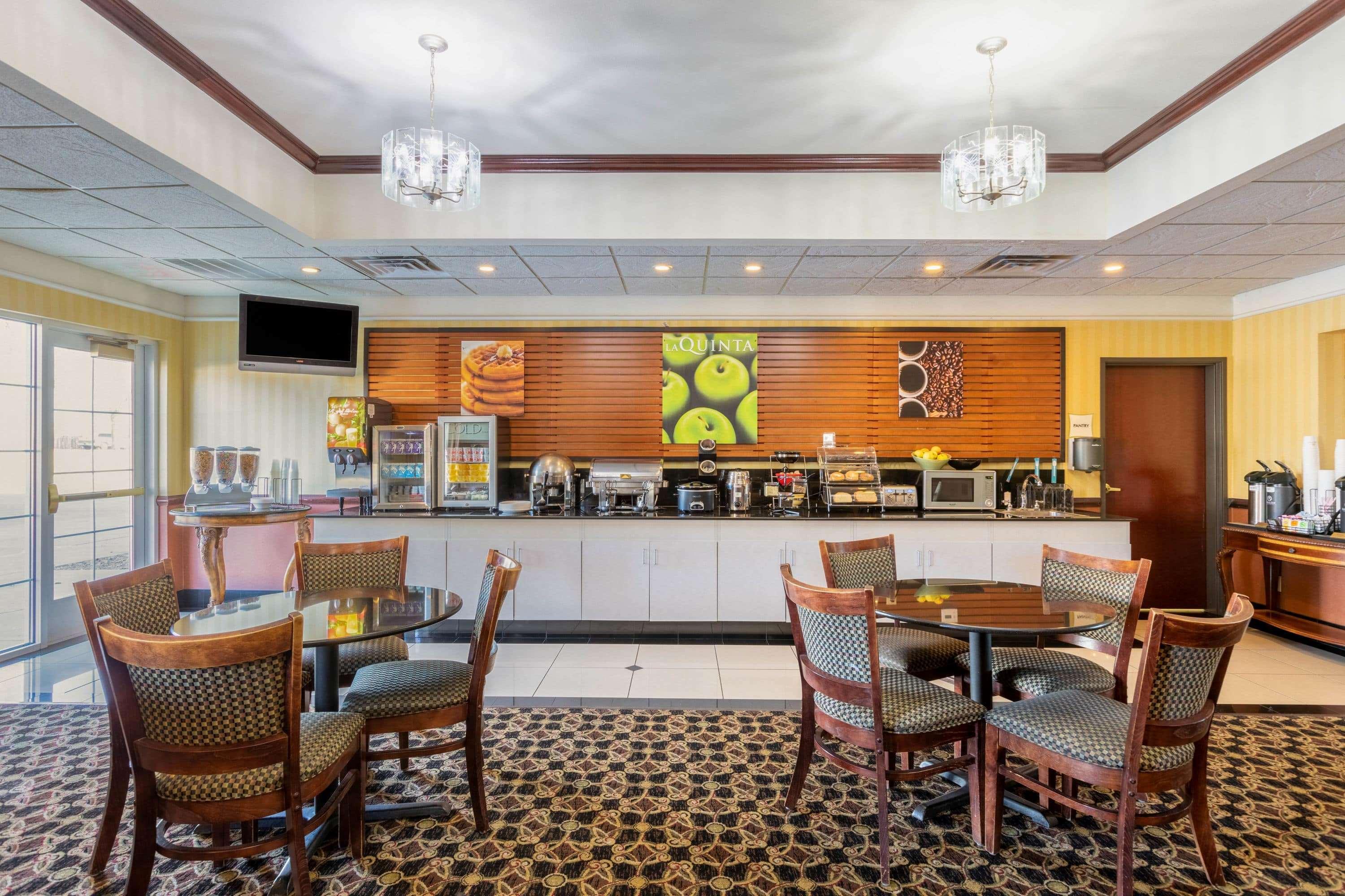 La Quinta By Wyndham דודג' סיטי מראה חיצוני תמונה